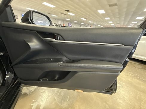 Used 2019 Toyota Camry XSE w/ Carpet Mat Package FWD image 15
