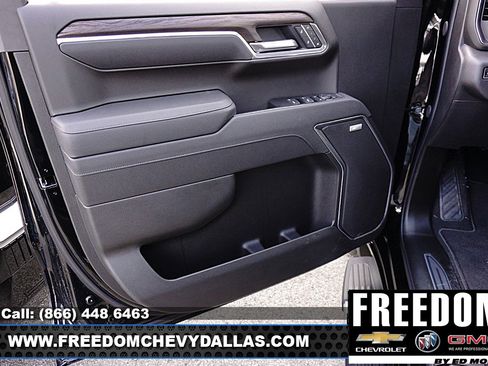 New 2026 GMC Sierra 1500 SLT image 40