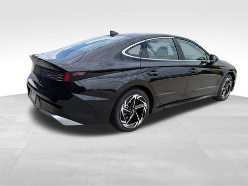 New 2026 Hyundai Sonata SEL FWD image 7