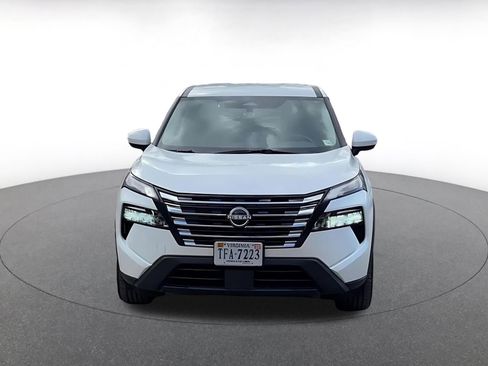 Used 2025 Nissan Rogue SV image 4