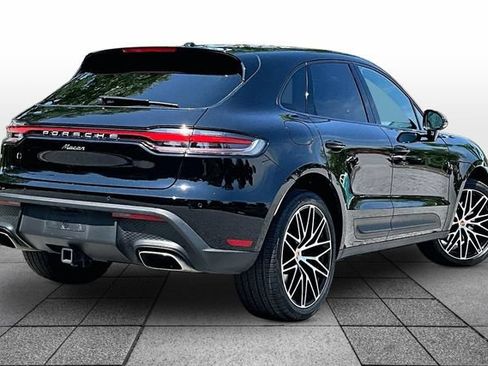 Used 2024 Porsche Macan AWD/4WD image 6