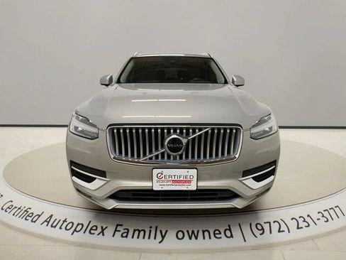 Used 2025 Volvo XC90 B5 Core AWD/4WD image 8