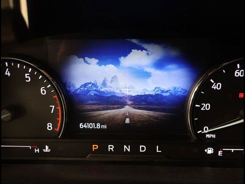 Used 2023 Ford Explorer Limited w/ Limited Technology Package RWD image 9