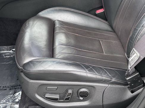 Used 2018 Genesis G80 3.3T Sport image 12