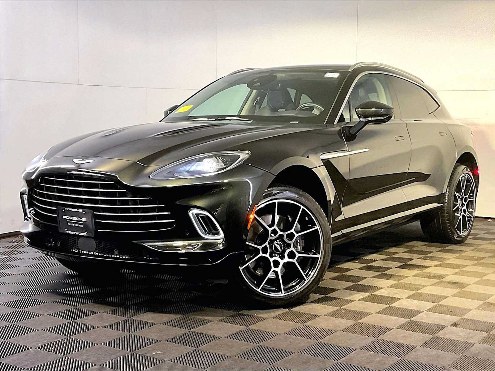 Used 2021 Aston Martin DBX AWD/4WD image 1