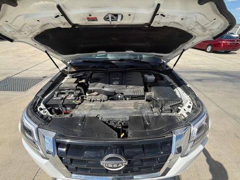 Used 2023 Nissan Armada SL w/ Cargo Package AWD/4WD image 19