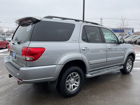 Used 2007 Toyota Sequoia SR5 image 7