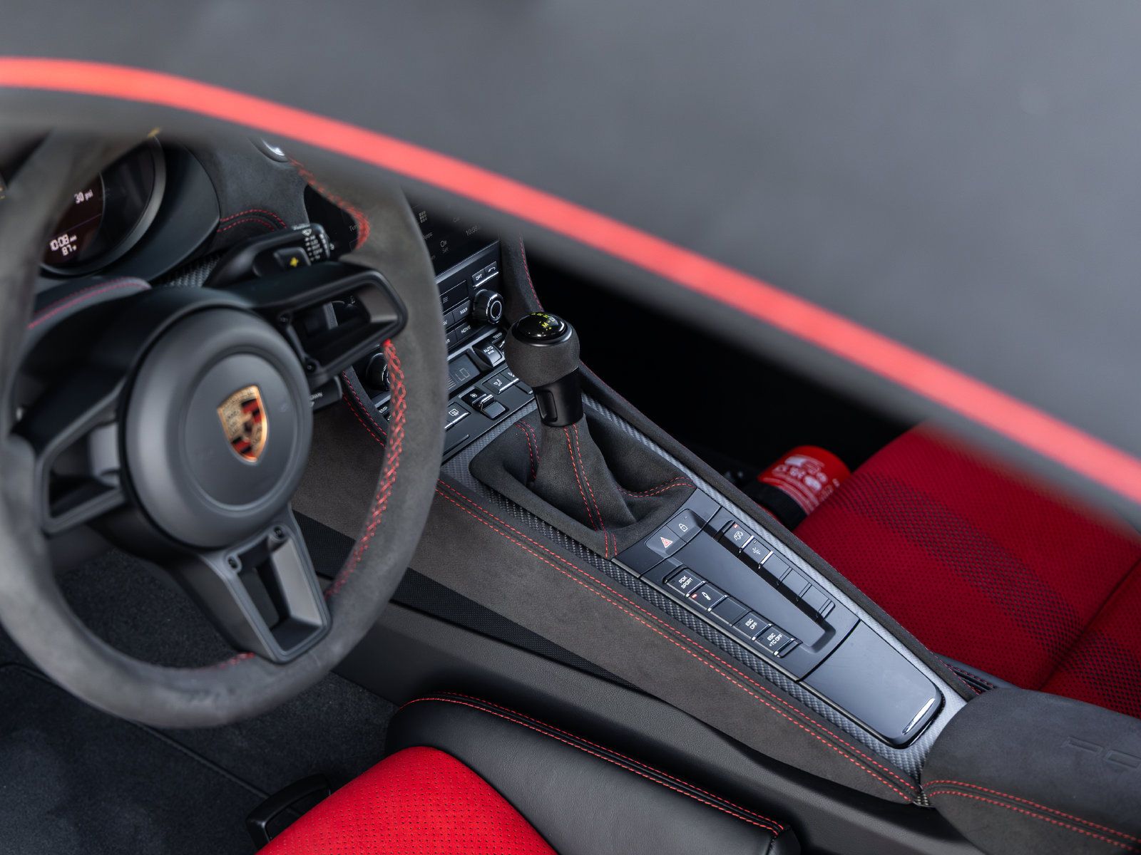 Certified 2024 Porsche 718 Boxster Spyder RS RWD image 44