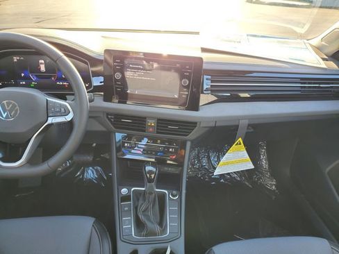 New 2025 Volkswagen Jetta SE image 11