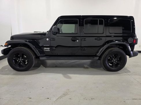 Used 2021 Jeep Wrangler Unlimited Sahara w/ Uconnect 4C Nav & Sound Group image 15