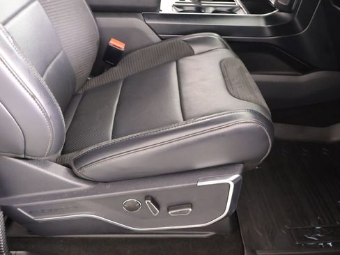 Used 2023 Ford F150 Raptor image 15