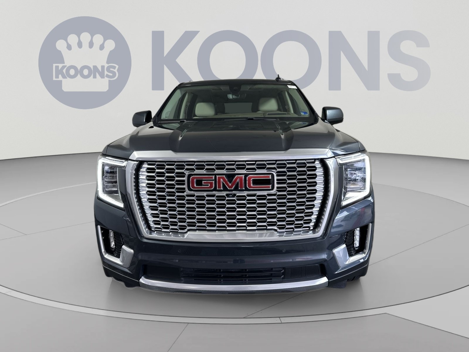 Used 2021 GMC Yukon XL Denali w/ Denali Premium Package AWD/4WD image 11