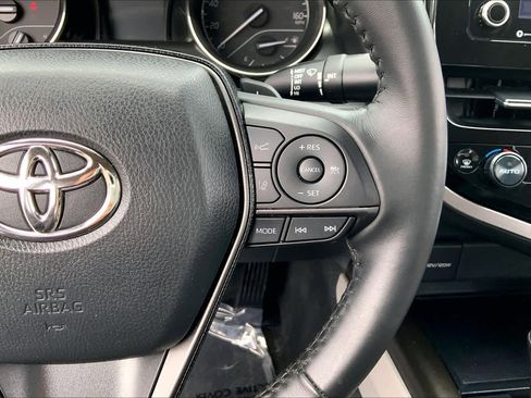 Used 2023 Toyota Camry SE FWD image 25