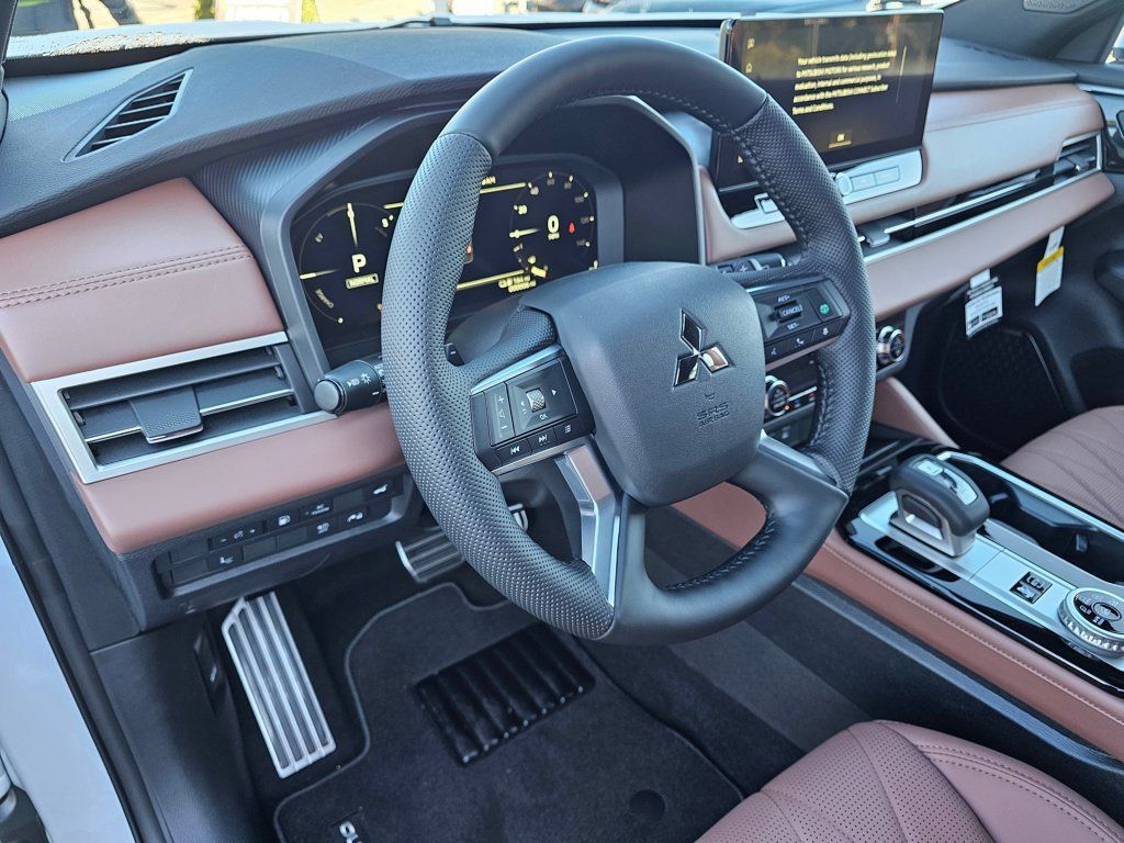 New 2026 Mitsubishi Outlander SEL AWD/4WD image 17