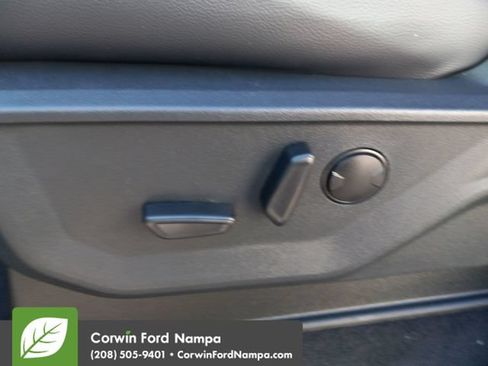 New 2026 Ford F250 Lariat w/ Chrome Package AWD/4WD image 12