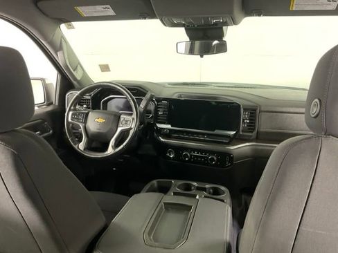 Used 2022 Chevrolet Silverado 1500 LT image 16