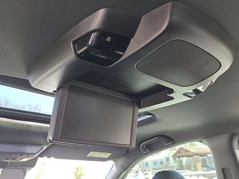 Used 2020 Honda Pilot Black Edition image 15