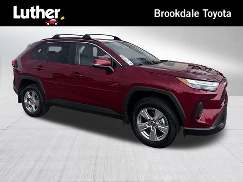 Used 2025 Toyota RAV4 XLE w/ Weather Package AWD/4WD image 1