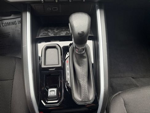Used 2024 Chevrolet Colorado LT RWD image 28