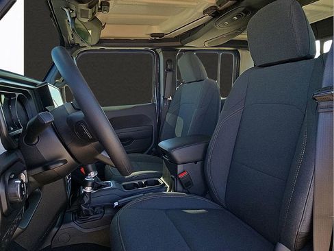 New 2026 Jeep Gladiator Sport image 11