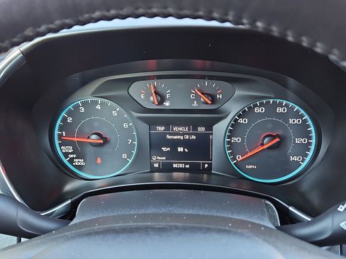 Used 2018 Chevrolet Equinox LT image 20