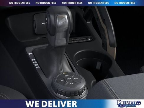 New 2025 Ford Bronco Badlands AWD/4WD image 17