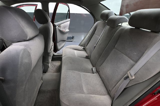 Used 2005 Toyota Corolla LE w/ Audio Value Pkg FWD image 28