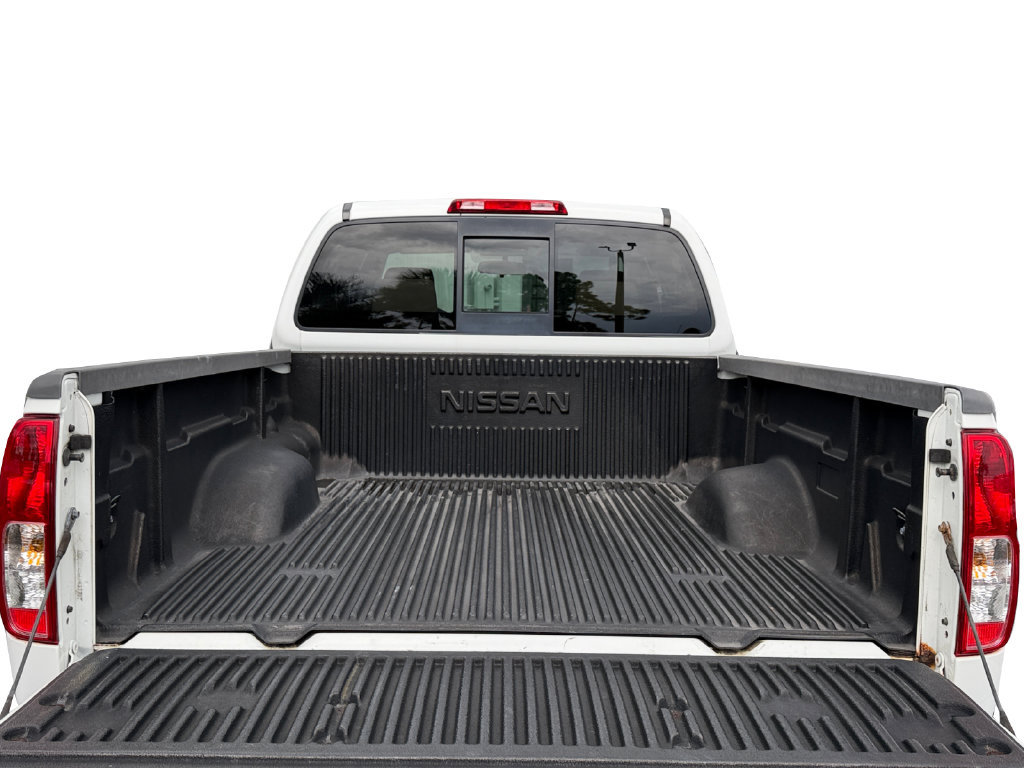 Used 2017 Nissan Frontier SV RWD image 19