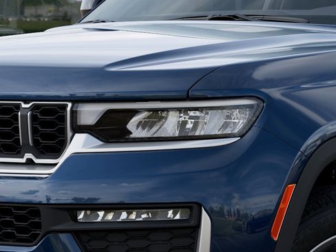 New 2026 Jeep Grand Cherokee L Limited AWD/4WD image 36