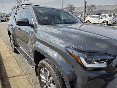 Used 2025 Toyota 4Runner Limited image 8