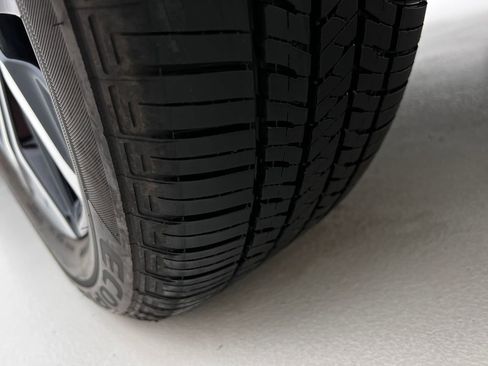 Used 2025 Toyota Crown Signia XLE image 30