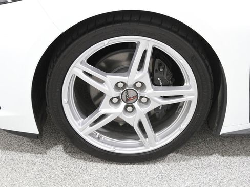 Used 2025 Chevrolet Corvette Stingray Preferred Cpe w/ 2LT image 25