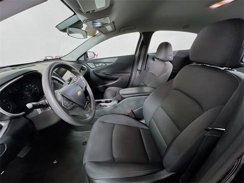 Used 2024 Chevrolet Malibu LT image 10