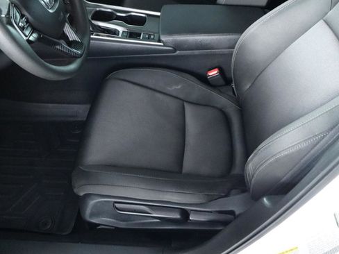Used 2019 Honda Accord LX image 12