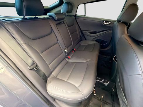 Used 2019 Hyundai Ioniq Limited image 14