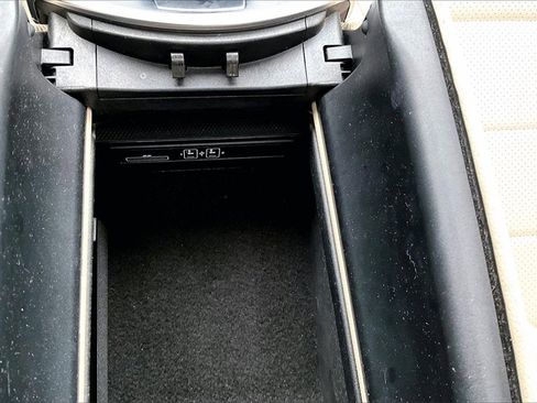 Used 2015 Mercedes-Benz C 300 4MATIC Sedan image 16