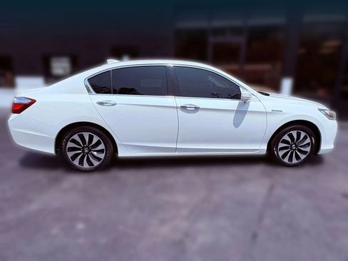 Used 2014 Honda Accord Hybrid Sedan image 6