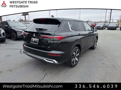 New 2026 Mitsubishi Outlander AWD image 7