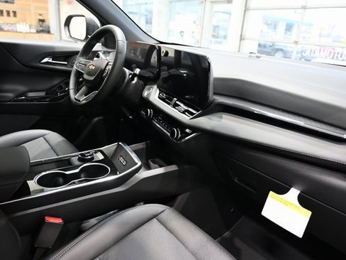 New 2026 Chevrolet Equinox LT w/ Convenience Package II image 13