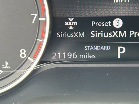 Used 2023 Nissan Rogue SV image 22