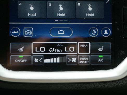Used 2024 Subaru Ascent Limited w/ Technology Package AWD/4WD image 23