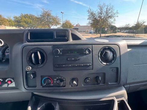 Used 2011 Ford E-250 and Econoline 250 w/ PWR Group image 14