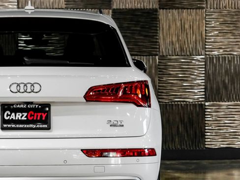Used 2018 Audi Q5 2.0T Premium Plus w/ Premium Plus Package AWD/4WD image 52