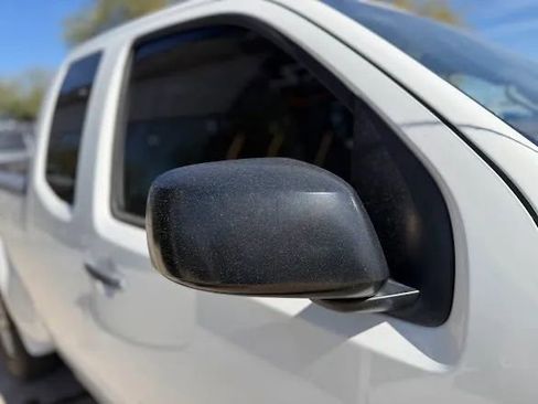 Used 2017 Nissan Frontier SV RWD image 21