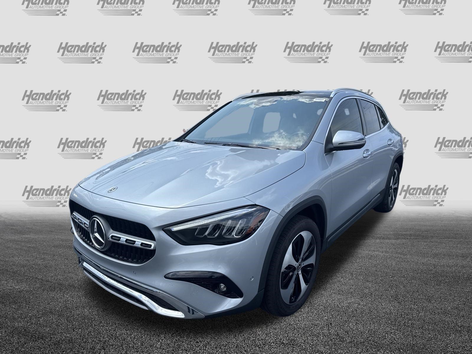 Used 2026 Mercedes-Benz GLA 250 4MATIC image 3