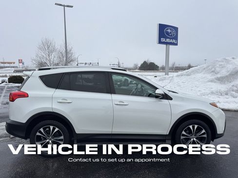 Used 2015 Toyota RAV4 Limited image 2