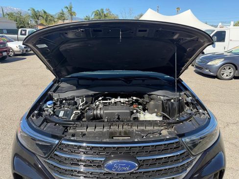 Used 2022 Ford Explorer XLT image 51
