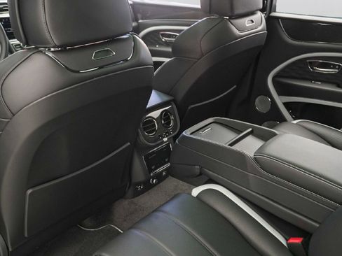 New 2026 Bentley Bentayga Speed AWD/4WD image 21