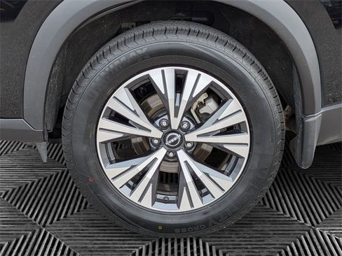 Certified 2023 Nissan Rogue SV w/ SV Premium Package image 35