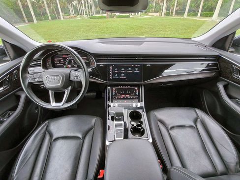 Used 2023 Audi Q8 Premium Plus w/ Premium Plus Package AWD/4WD image 27